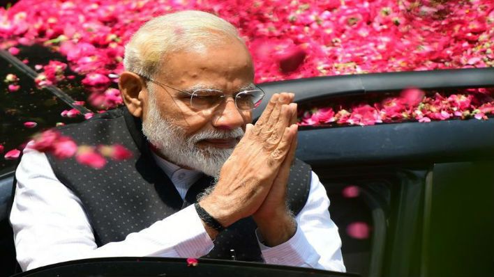 पीएम मोदी ने वाराणसी में तोड़ा अपना ही रिकॉर्ड, 4 लाख वोट से आगे