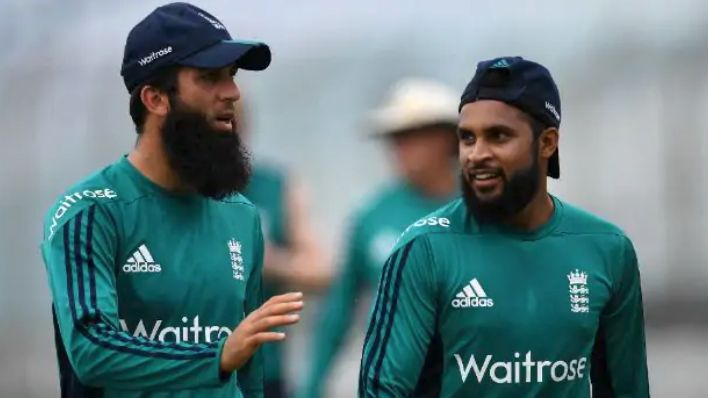 World cup final: इंग्लैंड ने जीत के बाद खोली शैम्पेन बॉटल, यह देख मुस्लिम क्रिकेटर भाग खड़े हुए