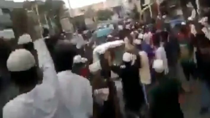 देहरादून में तनाव: भगवा ध्वज को देख मुसलमानों ने किया हिंदुओं पर धारदार हथियार से वार