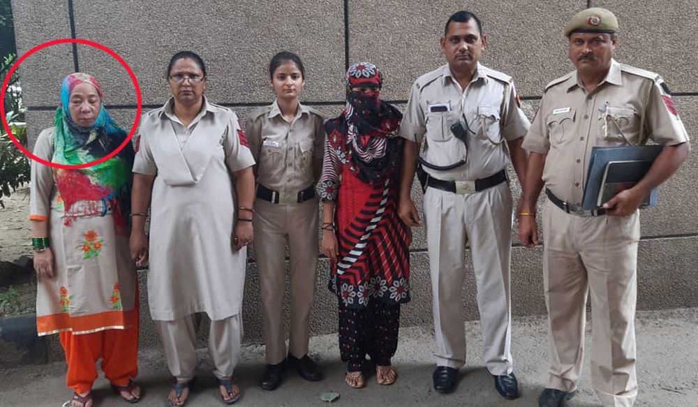 दिल्ली: जॉब दिलाने के बहाने लड़की को 2.5 लाख रुपये में कोठे पर बेचा