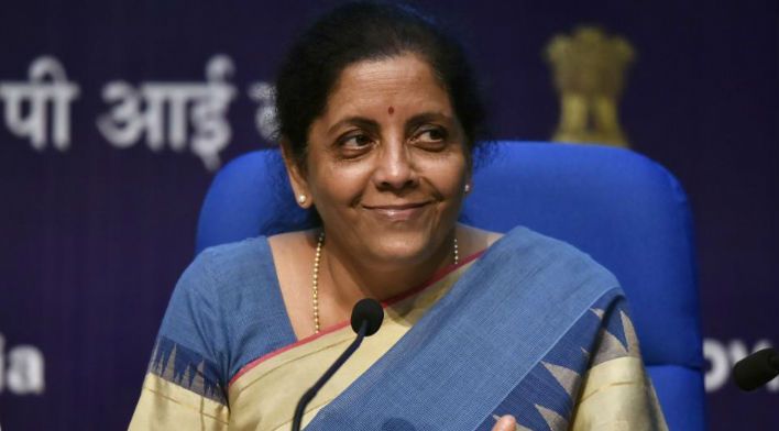 सरकार ने की कई बैंकों के आपस में विलय करने की घोषणा, अब देश में केवल 12 सरकारी बैंक रहेंगे