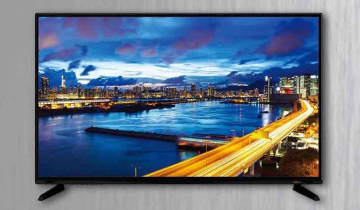 आधार कार्ड दिखाइए और 32 इंच का Smart TV महज 5999 रुपये में अपने घर ले जाइये