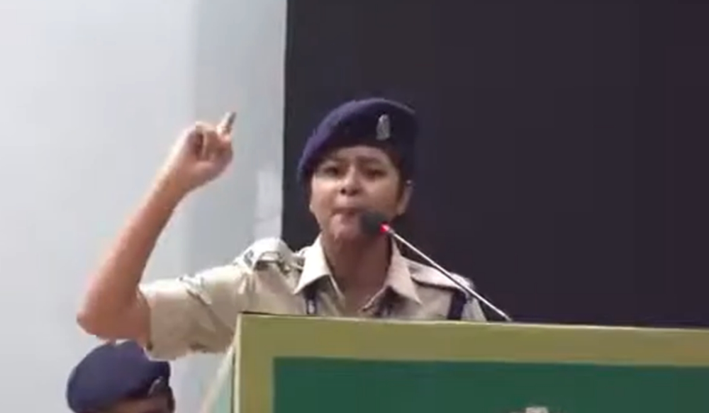 'वो कोख नहीं पलने देंगे, जिस कोख से अफजल निकलेगा': CRPF महिला जवान खुशबू चौहान