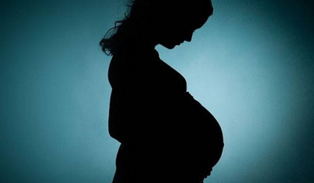 शौहर के बिना गर्भवती हुई पत्नी, कारण जानकर सब रह गए हैरान