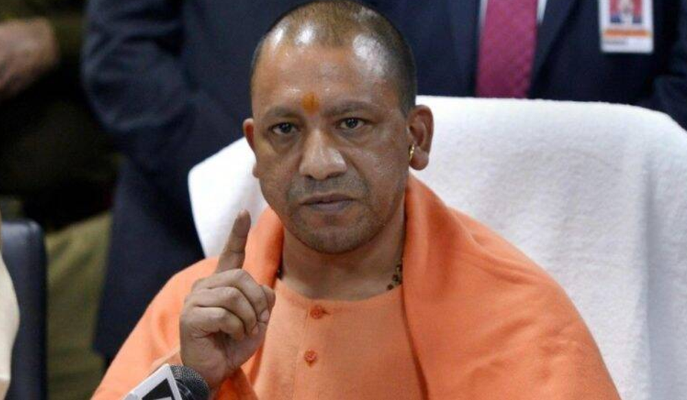 योगी आदित्यनाथ का फतवा लगाने वालों पर वार, कहा ‘देश फतवों से नहीं संविधान से चलेगा’