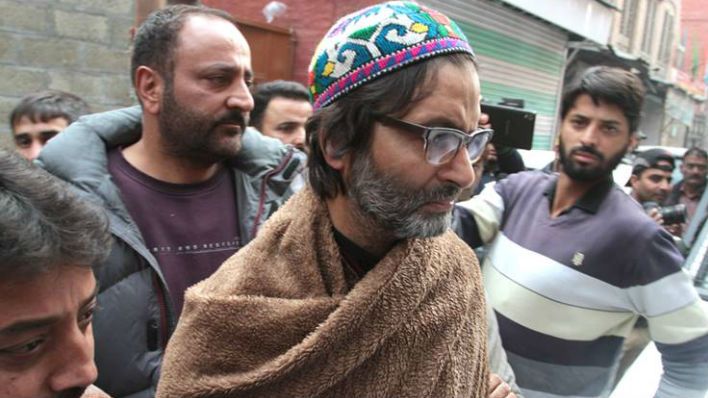 कश्मीर में आतंक की कमर तोड़ने के लिए मोदी सरकार ने किया एक और वार