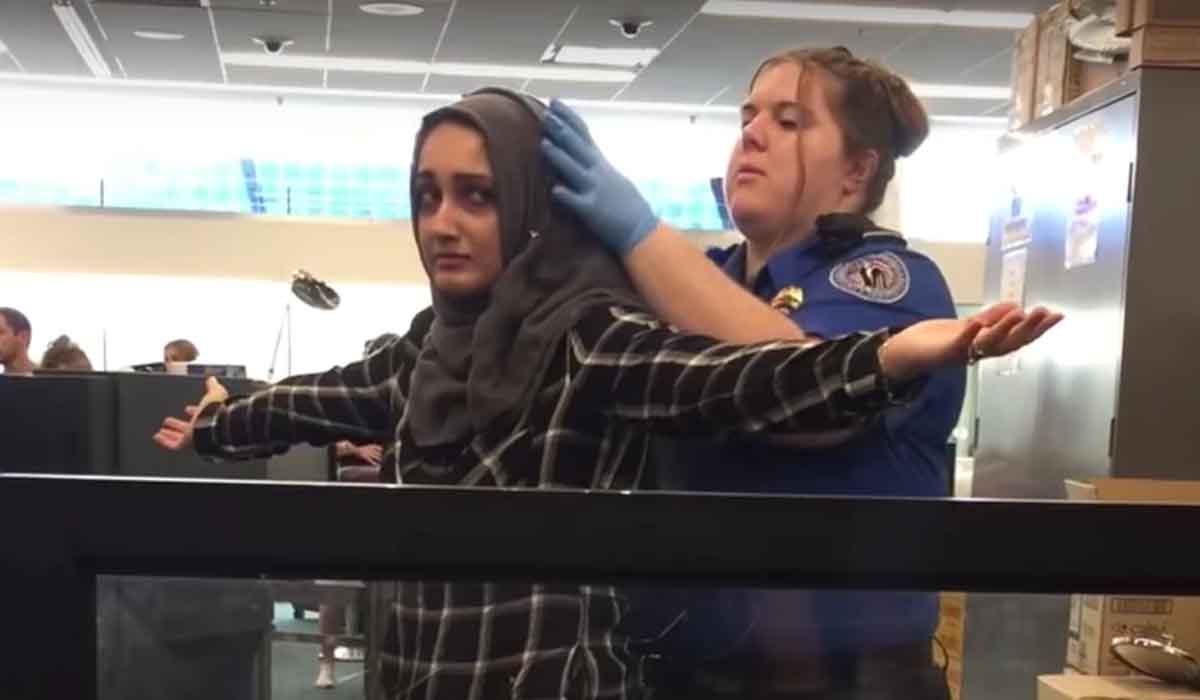 अमेरिका एयरपोर्ट पर मुस्लिम लड़की के अंडरवियर उतरवाए, सैनेटरी पैड तक चेक किये गए