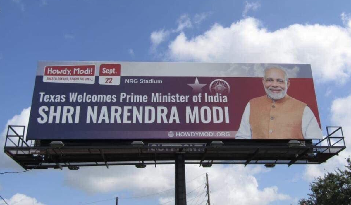 PM Modi US Visit: ‘मोदी-मोदी’ के नारों से गूंजा ह्यूस्टन, लगे पोस्टर-निकाली गई रैली