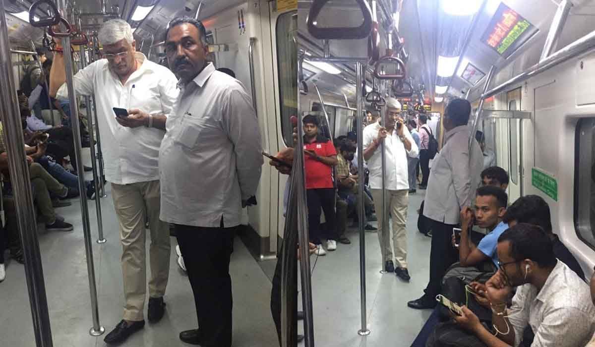 मोदी सरकार के इस मंत्री ने किया मेट्रो में खड़े होकर सफर, पेश की सादगी की मिसाल