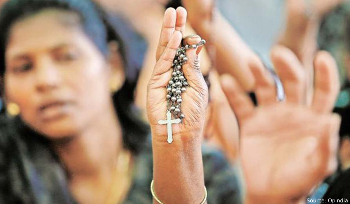 सरकार के समर्थन से फैला केरल में धर्मान्तरण का जाल, हिन्दू से ईसाई बनने पर मिलेगा जॉब