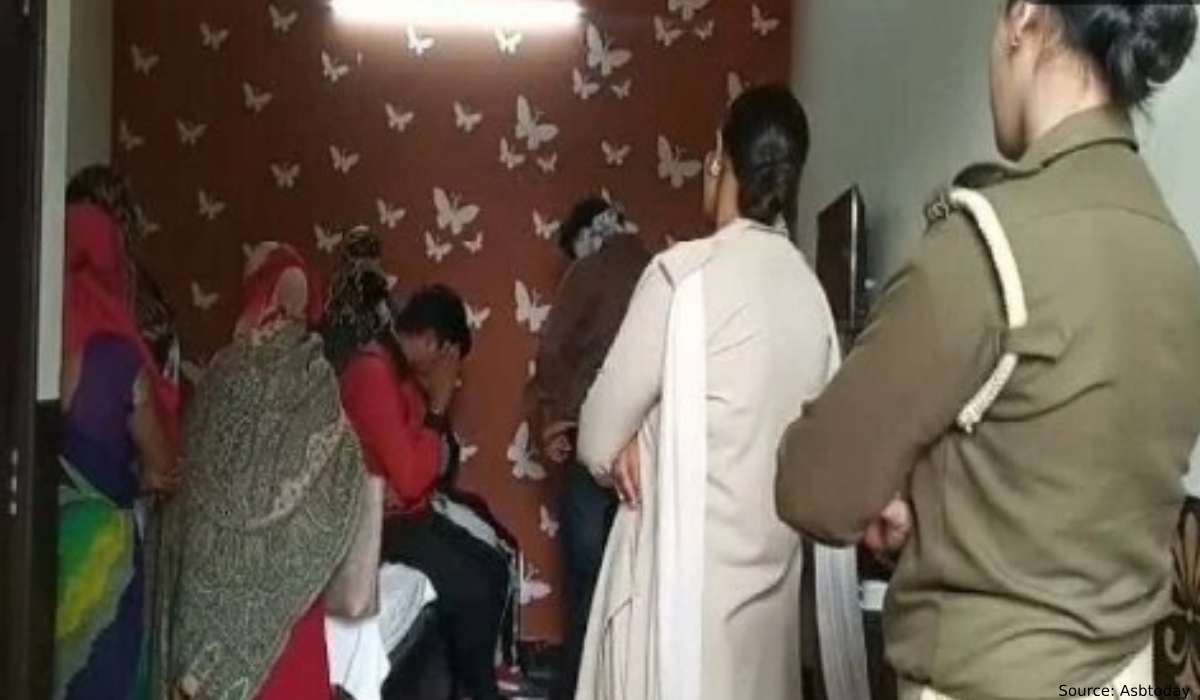 उत्तर प्रदेश: होटल में बना रहे थे युवक युवती अवैध संबंध, पुलिस ने दबिश देकर किया गिरफ्तार