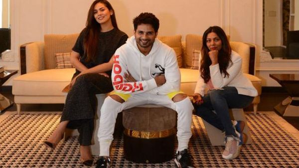 बॉलीवुड एक्टर्स की पत्नियों पर फिल्म बनाएंगे मधुर भंडारकर, जानें क्या होगा फिल्म का टाइटल?