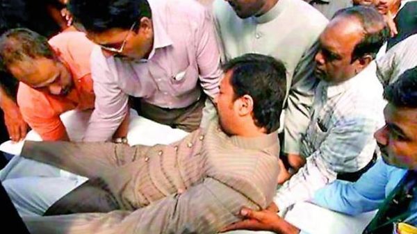 हिंदू देवी-देवताओं के खिलाफ आपत्तिजनक बयान देने वाले अकबरुद्दीन ओवैसी की हालत गंभीर