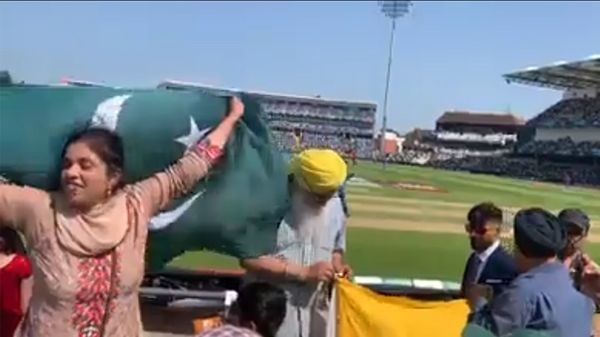 अहमदाबाद की मुस्लिम युवती ने विश्वकप मैच में लगाए ‘पाक ज़िंदाबाद’ के नारे, मोदी को कहा ‘ख़बीस’