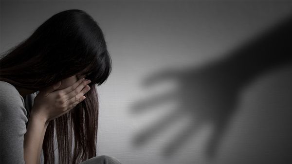 सातवीं की छात्रा को स्कूल जाते समय अगवा कर किया दुष्कर्म, आरोपी को सजा दिलाने में जुटे लोग