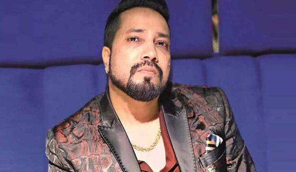पाकिस्तान में परफॉर्म कर फंसे मीका सिंह ने मांगी माफी, FWICE अध्यक्ष को लिखा लेटर
